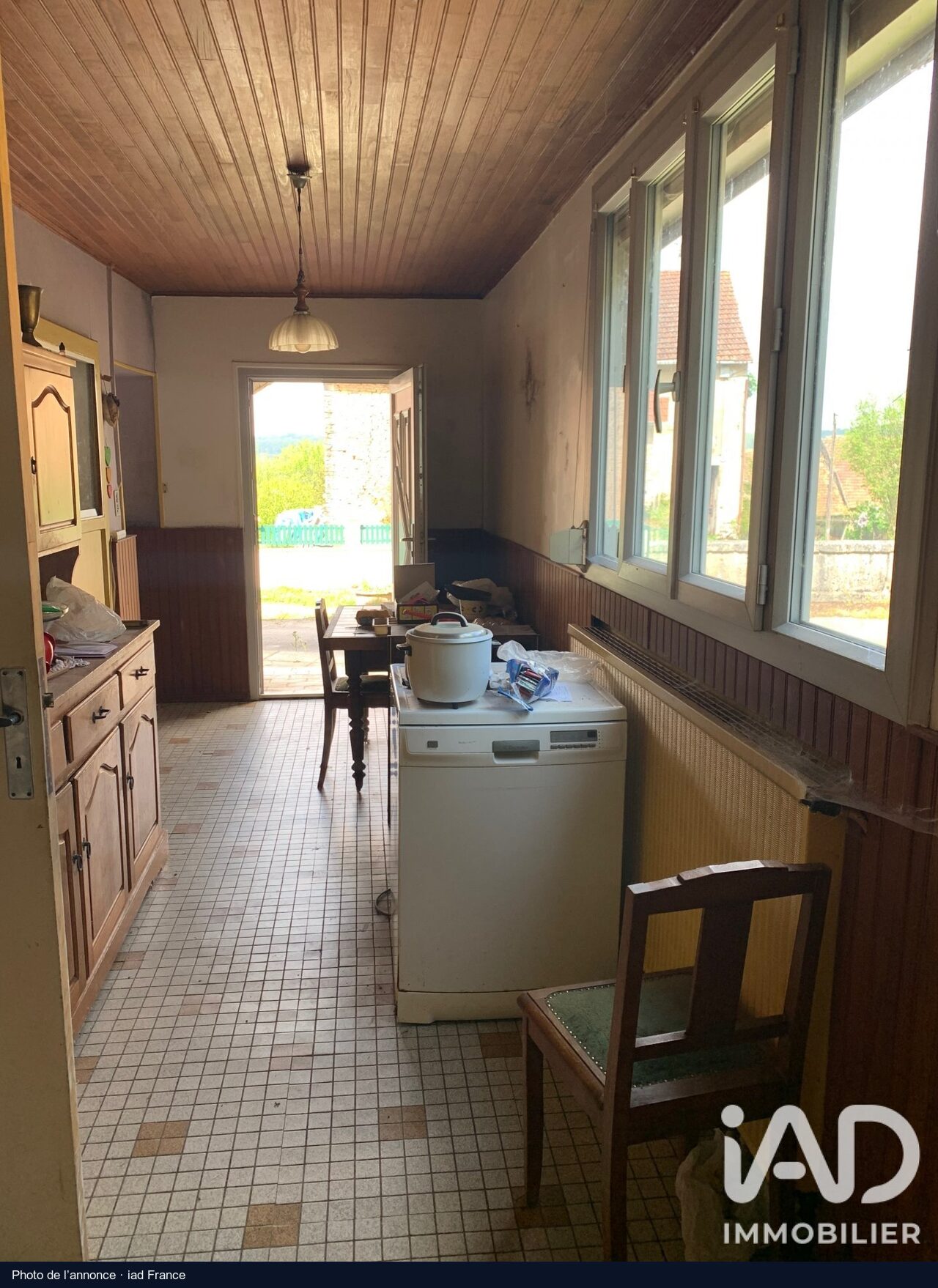 La cuisine, Bourguignon-lès-Morey : photo de l’annonce, état actuel