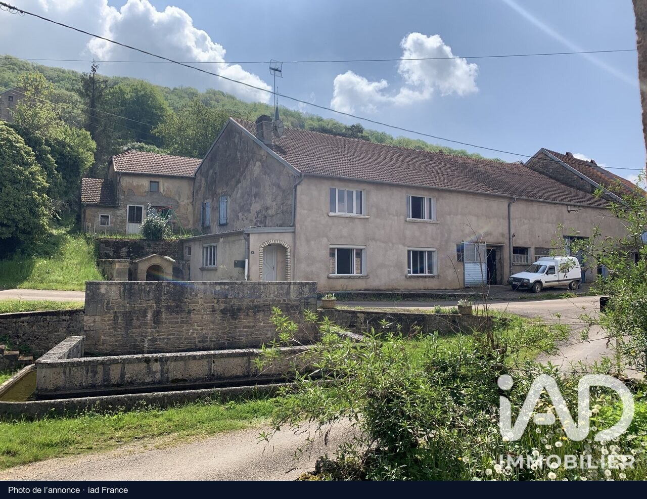 La ferme face à la fontaine, Bourguignon-lès-Morey : photo de l’annonce, état actuel